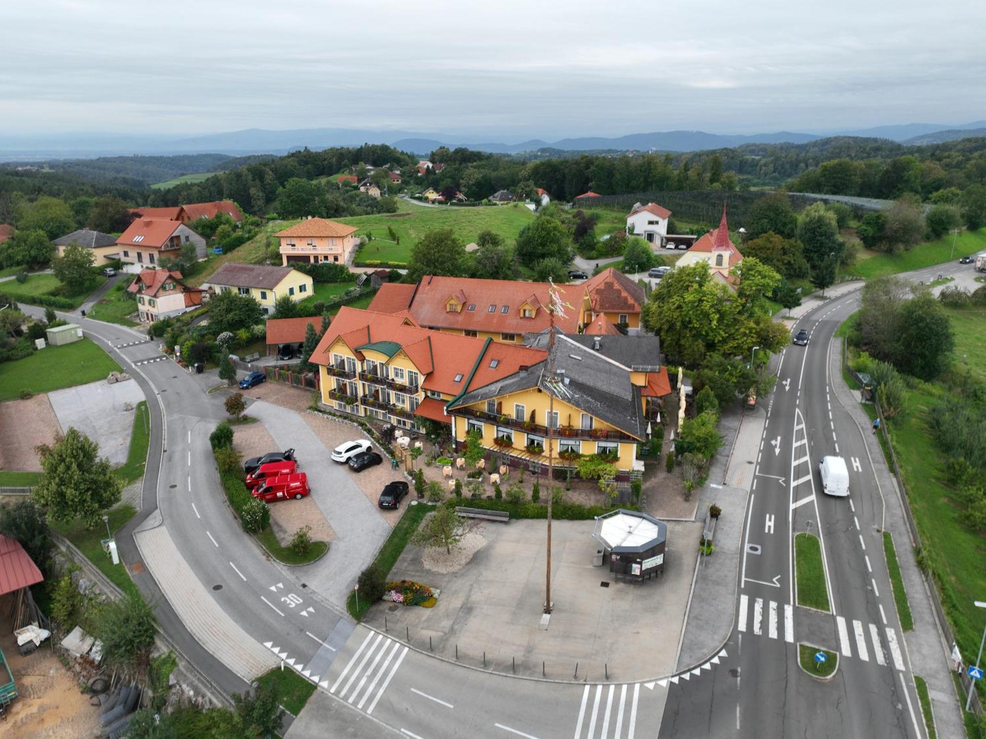 Gasthof Grossschedl Zum Kramerwirt Lassnitzhoehe Zewnętrze zdjęcie